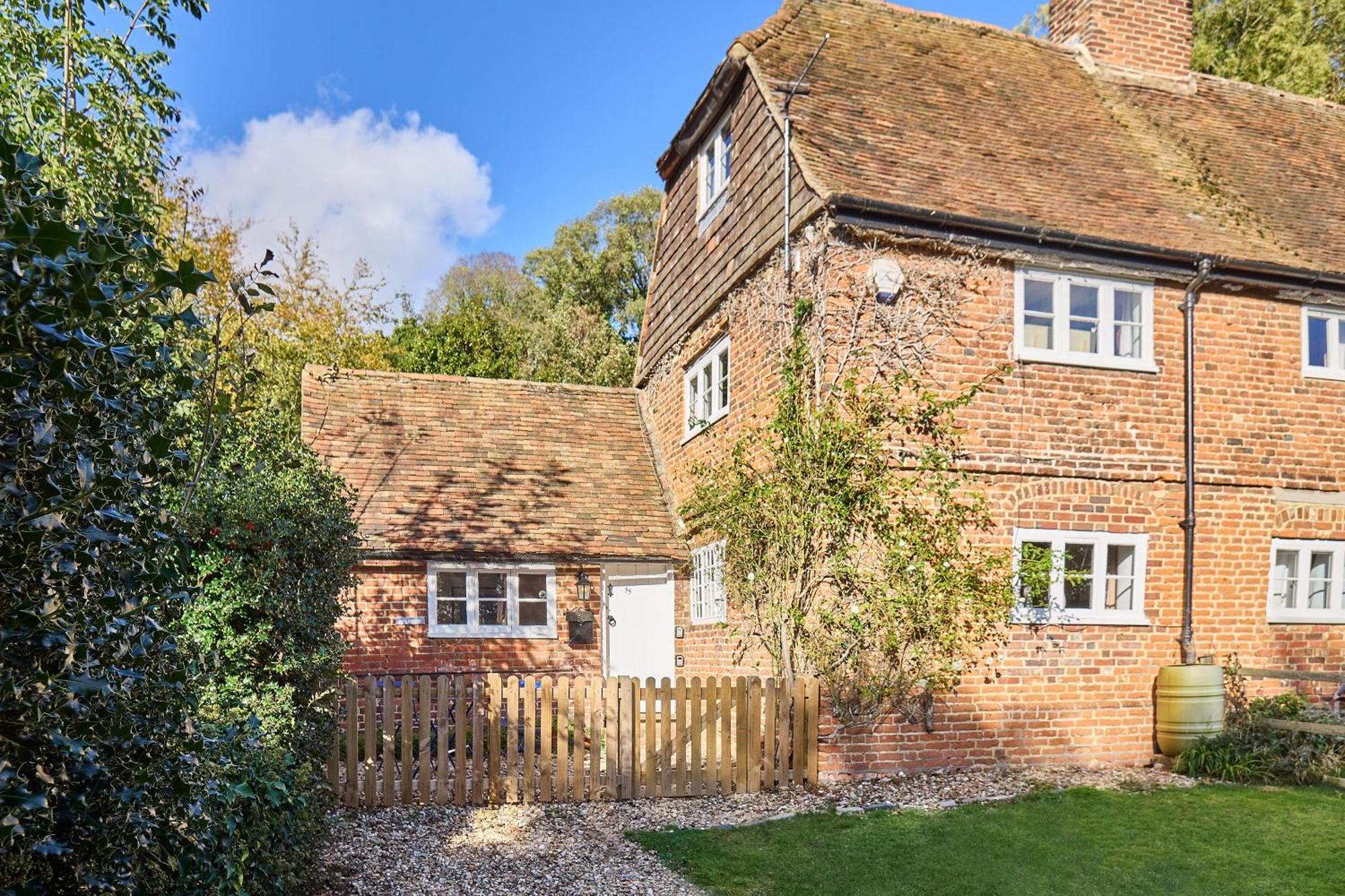 Host & Stay - Bere Cottage Canterbury Kültér fotó